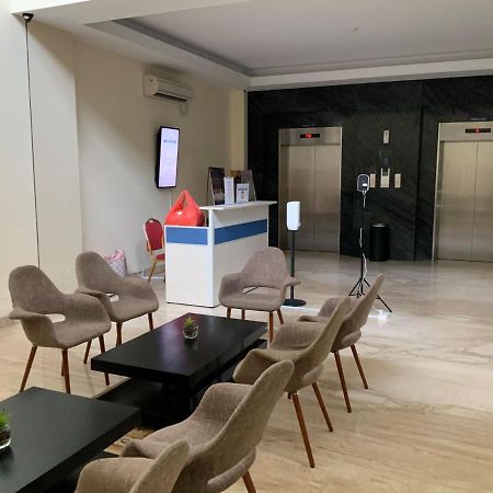 Palam Mansion At Aston Apartment - Batam Наґойя Екстер'єр фото