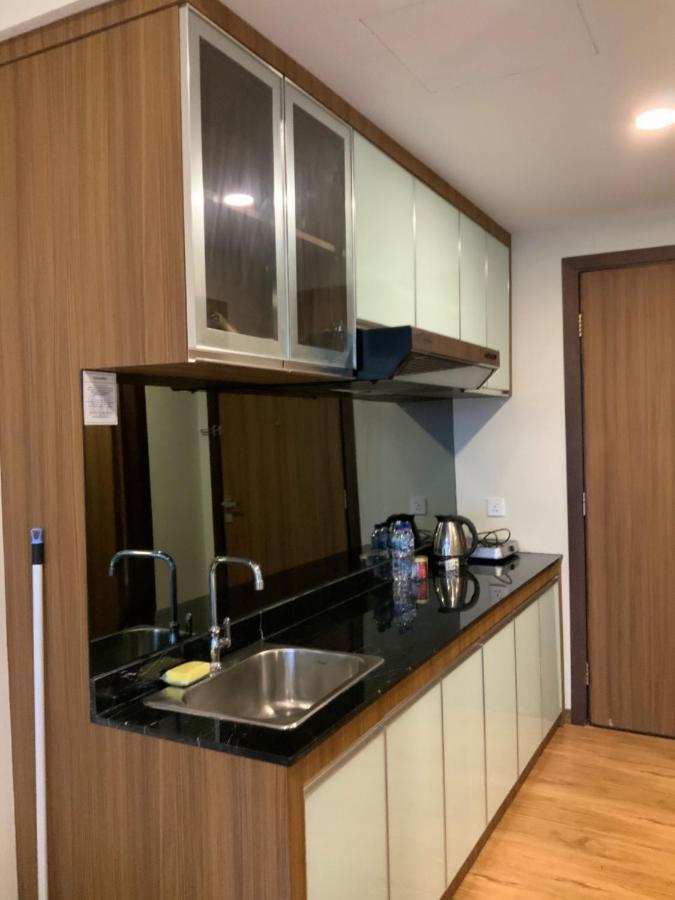 Palam Mansion At Aston Apartment - Batam Наґойя Екстер'єр фото